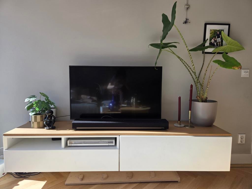 Tvkast (hangend) + wandkast van Hulshoff design - bieden mag, Ophalen of Verzenden, Hoogslaper
