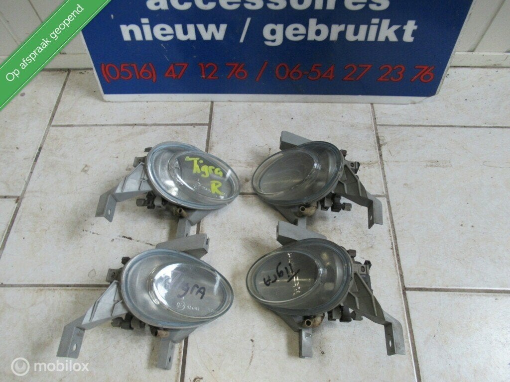 Verstraler mistlamp bermlamp in voorbumper Tigra,  '94 - '00, Auto-onderdelen, Verlichting, Opel, Gebruikt, Ophalen of Verzenden