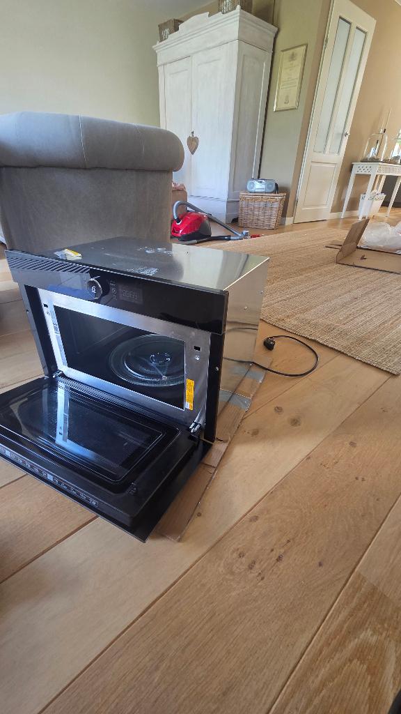 Te koop Whirlpool inbouwmagnetron, Ophalen, Inbouw, Draaiplateau, 45 tot 60 cm
