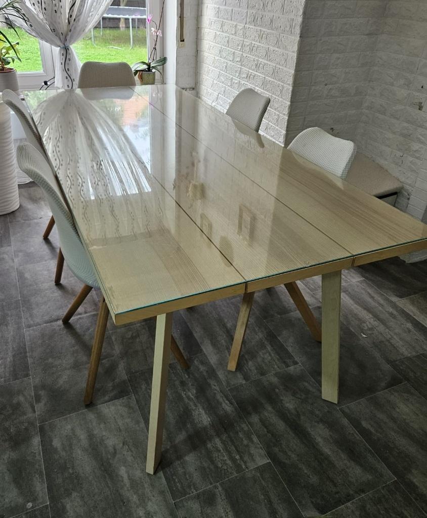 eettafel goede staat van ikea, Huis en Inrichting, Tafels | Eettafels, Ophalen, 50 tot 100 cm, Zo goed als nieuw, 150 tot 200 cm
