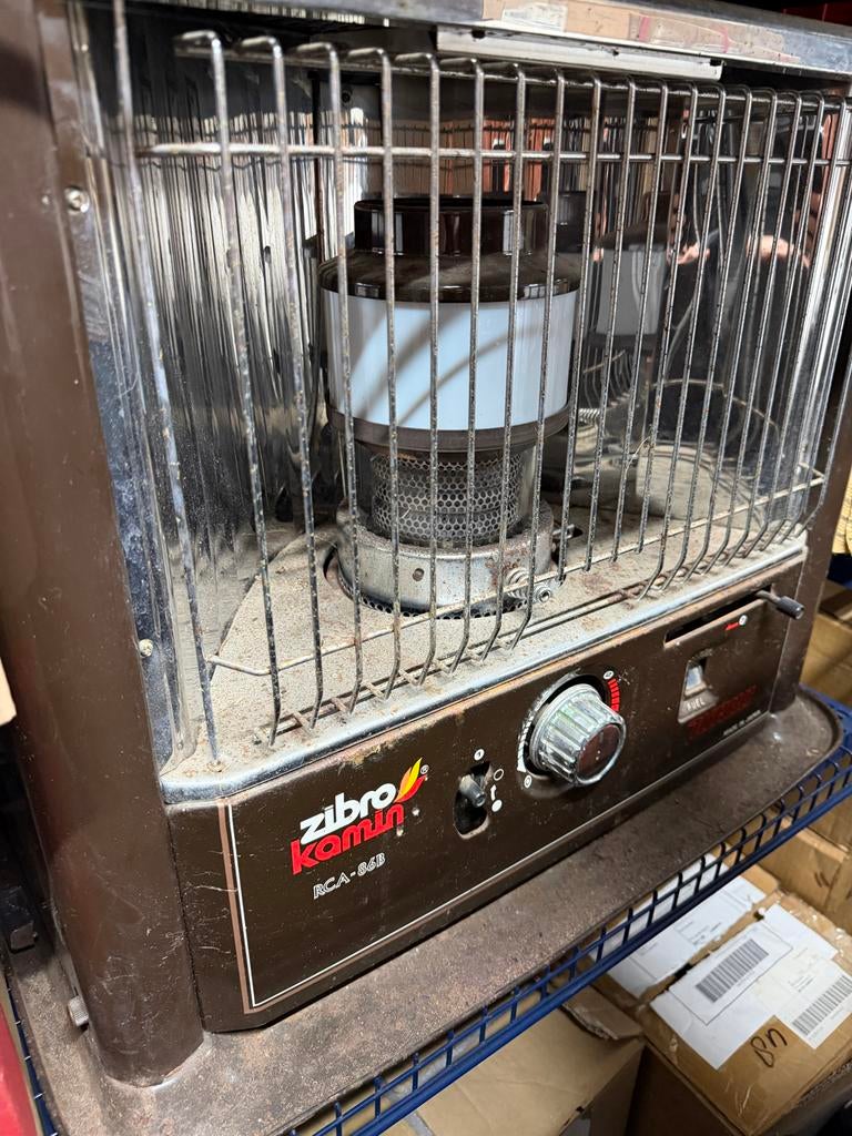 Zibro Kamin RCA-86B Petroleumkachel, Huis en Inrichting, Kachels, Ophalen, Overige brandstoffen, Petroleumkachel, Zo goed als nieuw