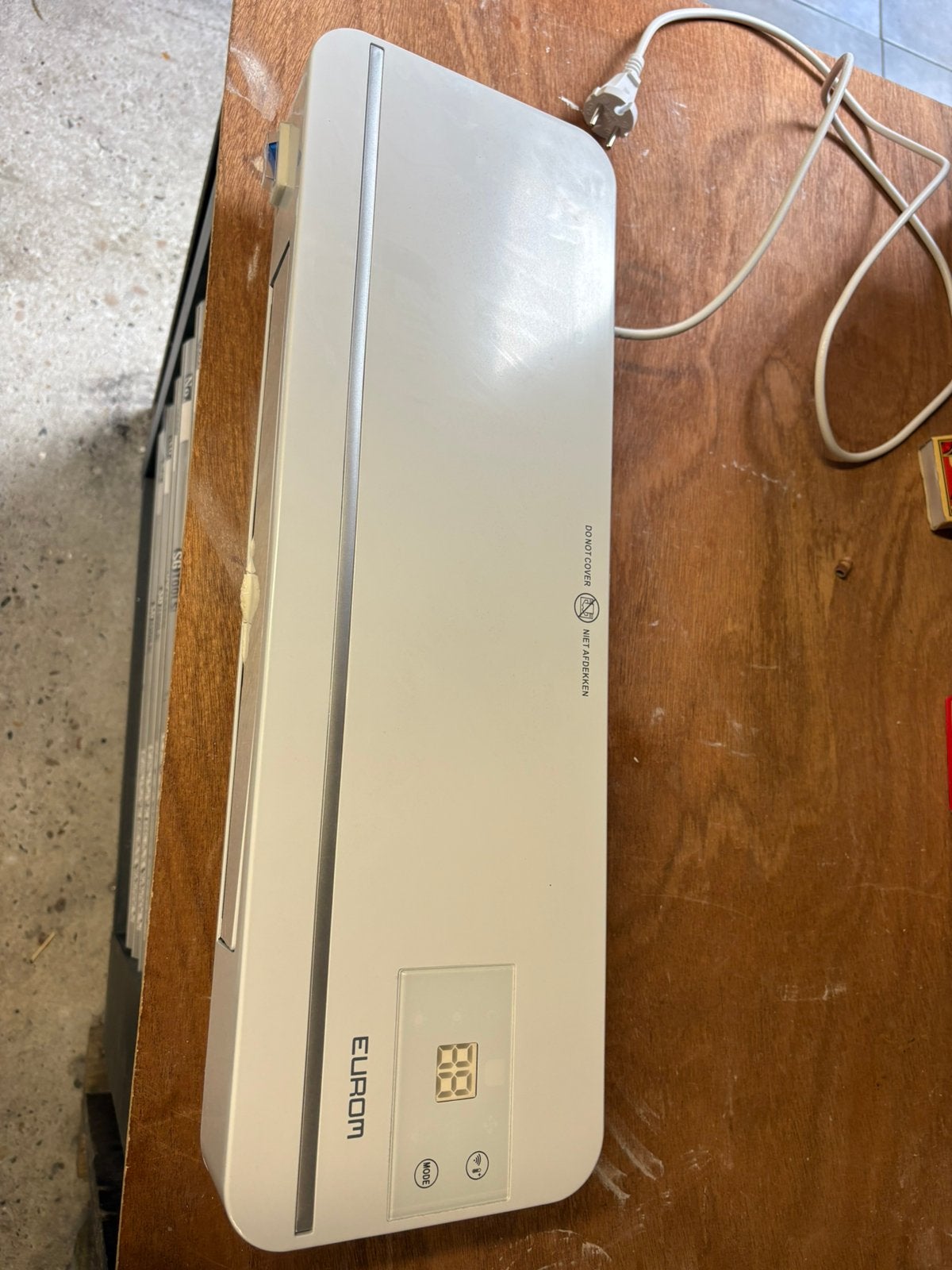 Eurom Sani Wallheat 2000w, Ophalen, Gebruikt, Minder dan 30 cm, Kachel