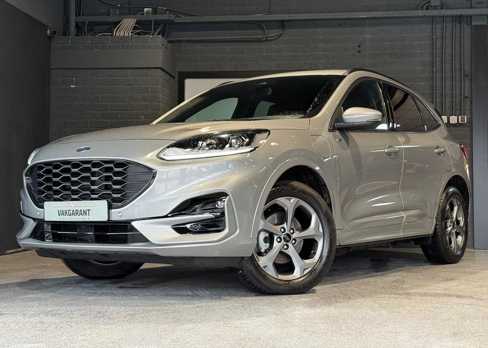 Ford Kuga 2.5 PHEV ST-Line |Stoel/Stuurverw. V+A |Keyless |C, Auto's, 12 maanden, Gebruikt, Euro 6, 4 cilinders