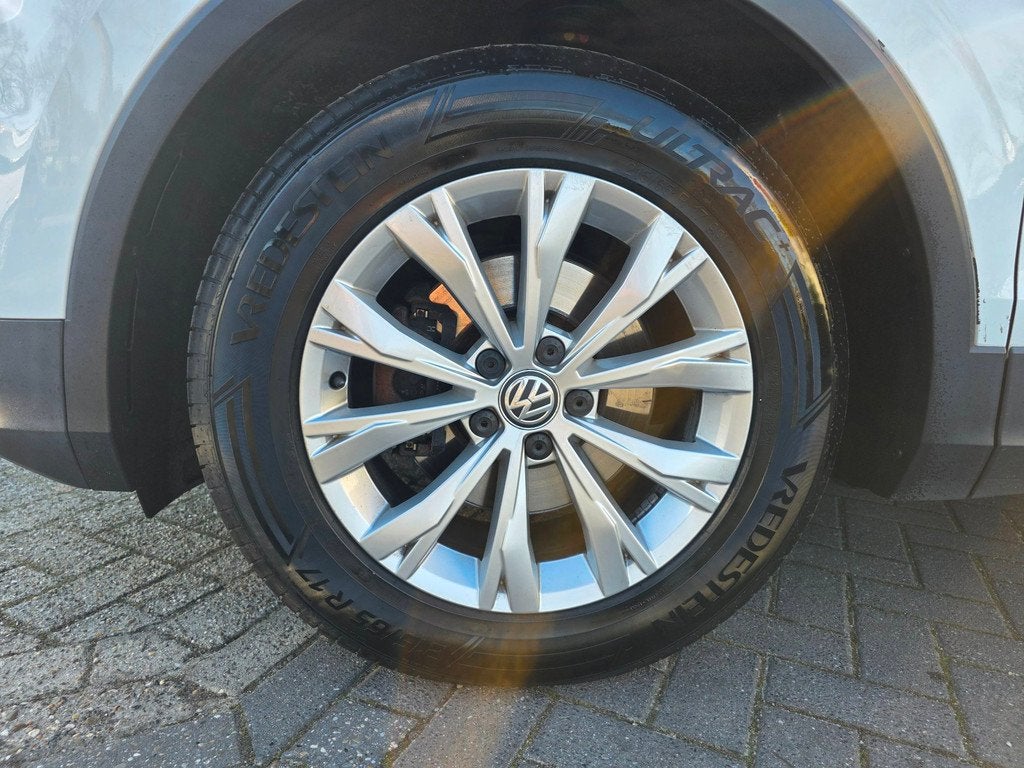 Volkswagen Tiguan 1.4 TSI ACT Comfortline |automaat|trekhaak, Stof, 4 cilinders, 150 pk, Wit