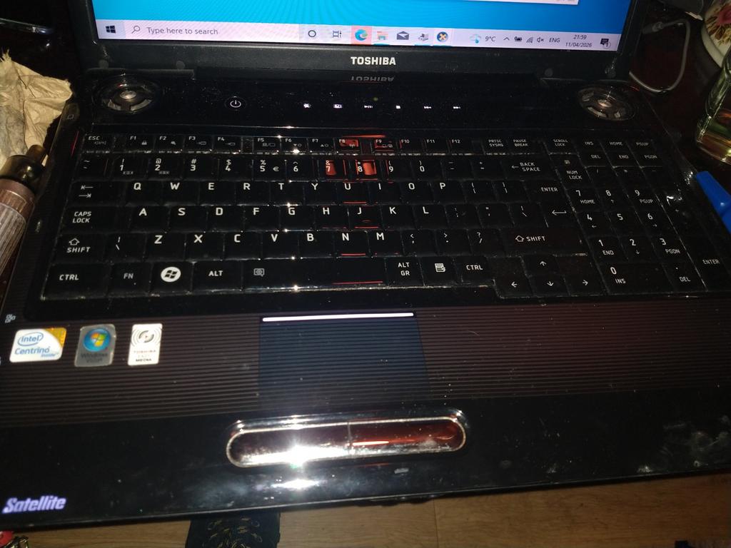 Zo goed als nieuwe Toshiba laptop met Windows 10, Computers en Software, Windows Laptops, Zo goed als nieuw, 15 inch, 2 tot 3 Ghz