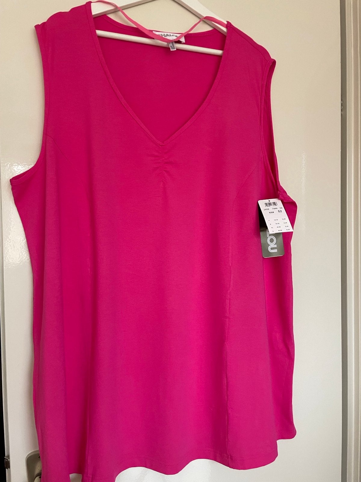 Nieuwe fuchsia roze mouwloze top, maat 52 Chalou, Kleding | Dames, Maat 46/48 (XL) of groter, Nieuw, Ophalen of Verzenden, Roze