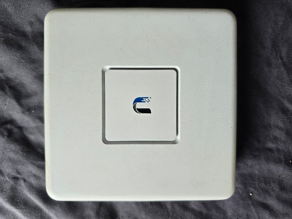 Ubiquiti UniFi Security Gateway (USG) – router/firewall, Computers en Software, Routers en Modems, Ophalen of Verzenden, Zo goed als nieuw