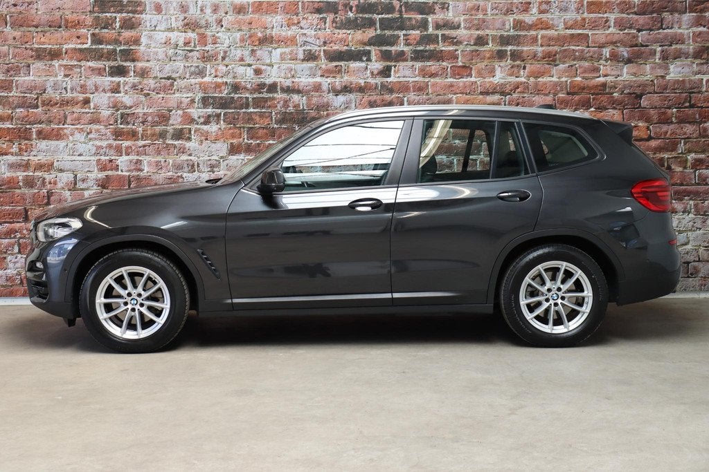 BMW X3 xDrive20i High Executive Automaat / Navigatiesysteem, Automaat, 1998 cc, Gebruikt, 4 cilinders