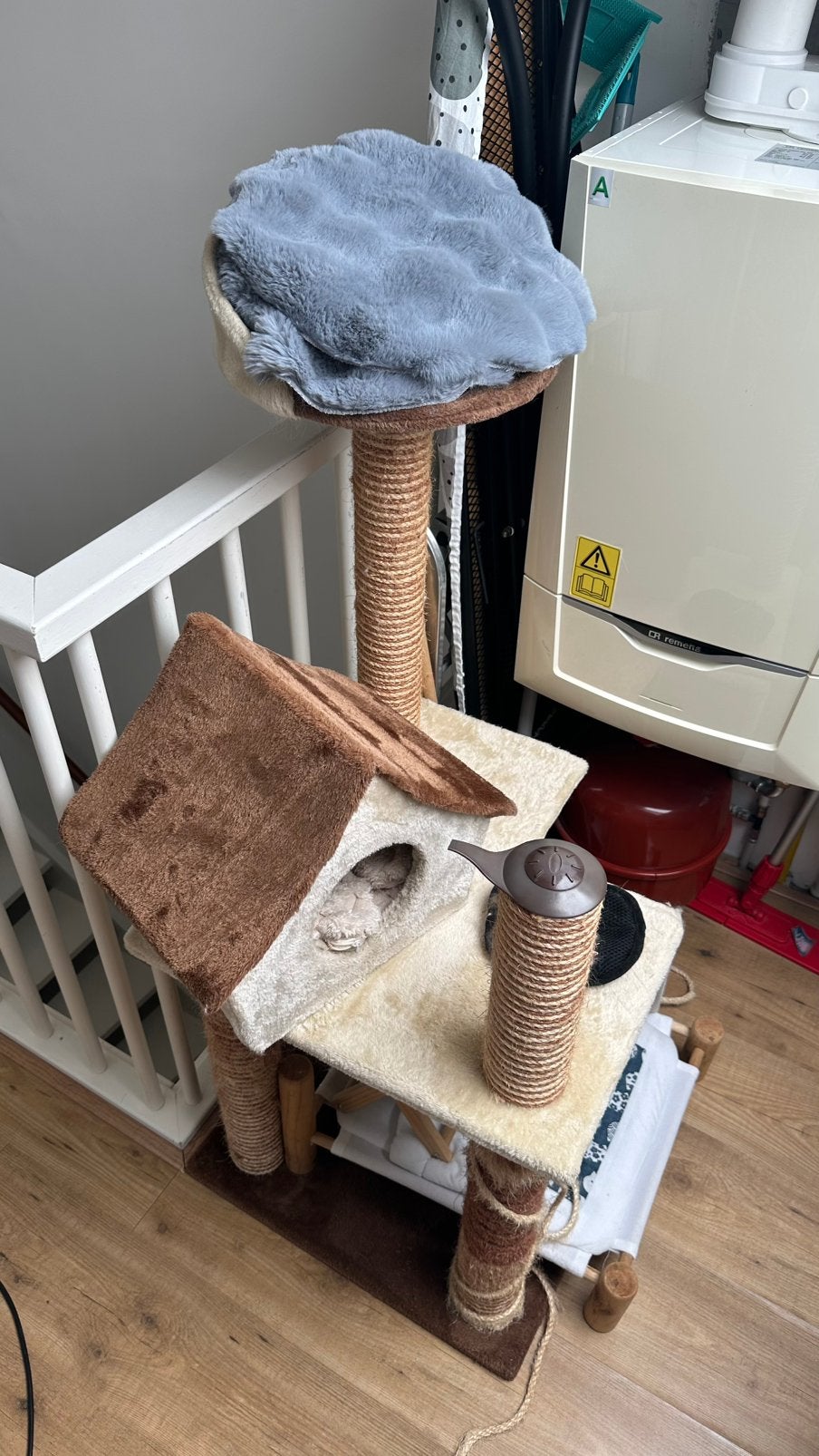Kattenmeubel gratis af te halen., Dieren en Toebehoren, Ophalen, Gebruikt, Krabpaal