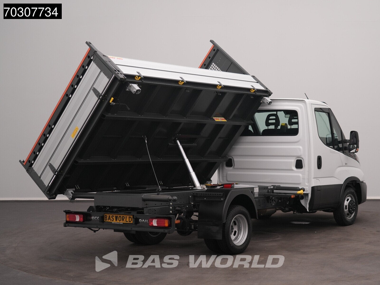 Iveco Daily 35C18 3.0L Automaat Driezijdige Kipper 180PK Dub, Multifunctioneel stuurwiel, Stof, Euro 6, 4 cilinders