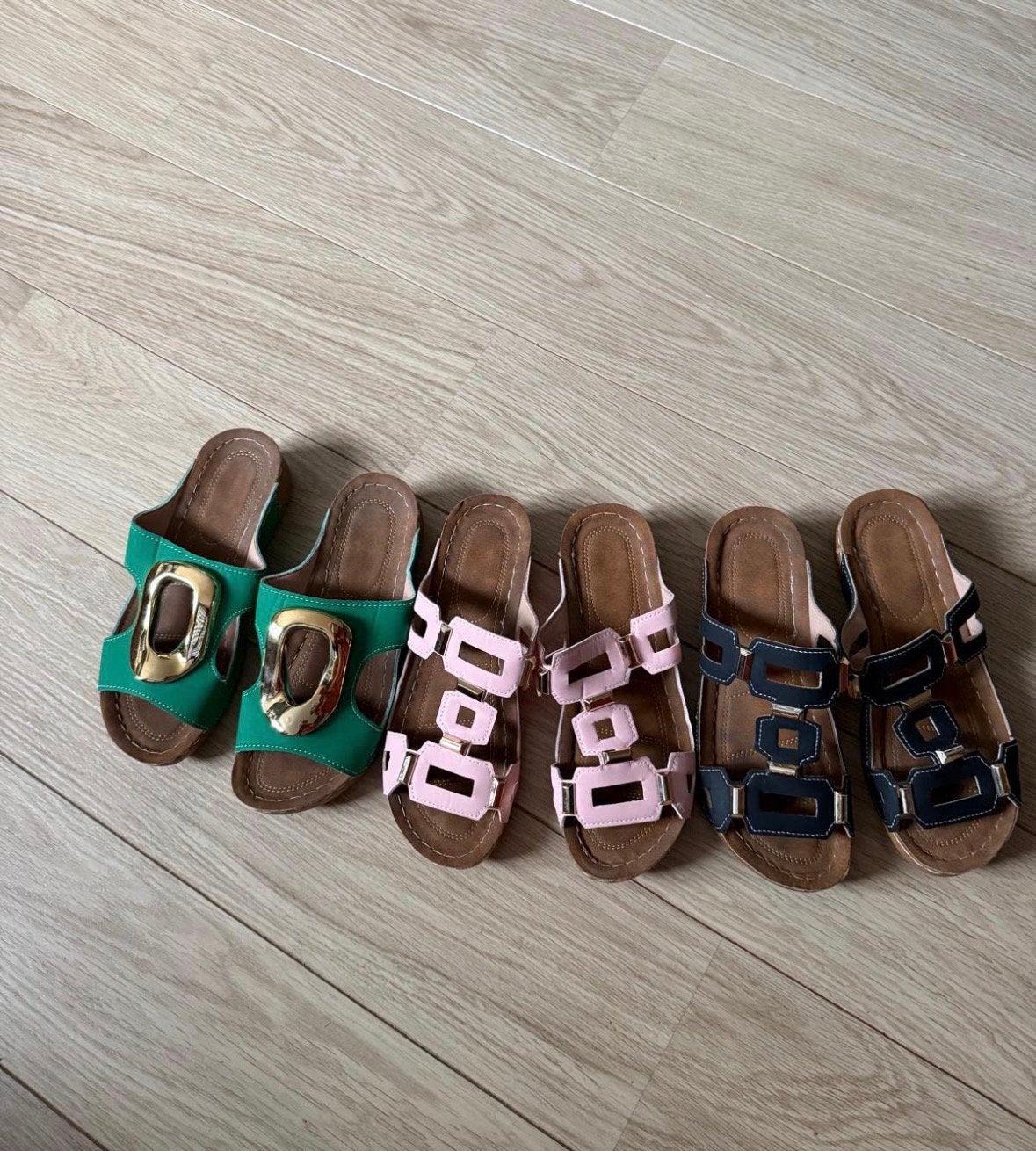 Slippers maat 38/39 4 stuks, Ophalen of Verzenden, Gedragen, Zwart