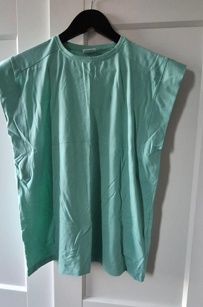 Modieus topje. Shirt. Maat 164. Turkoois., Kinderen en Baby's, Kinderkleding | Maat 164, Meisje, Ophalen of Verzenden, Zo goed als nieuw