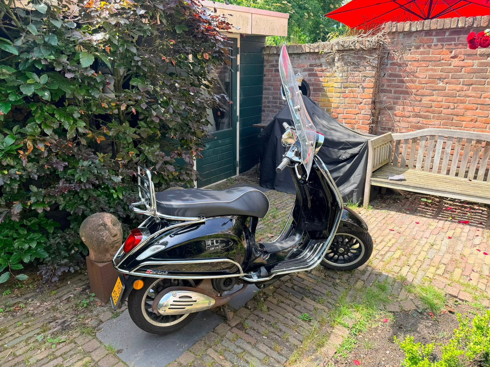 Vespa Sprint, 2021, lage km stand, 8282 km, goed onderhouden, Fietsen en Brommers, Snorfietsen en Snorscooters, Zo goed als nieuw
