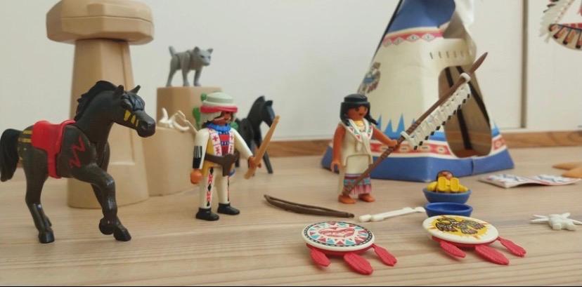 Playmobil Indianen set met tipi's en figuren, Ophalen of Verzenden, Gebruikt