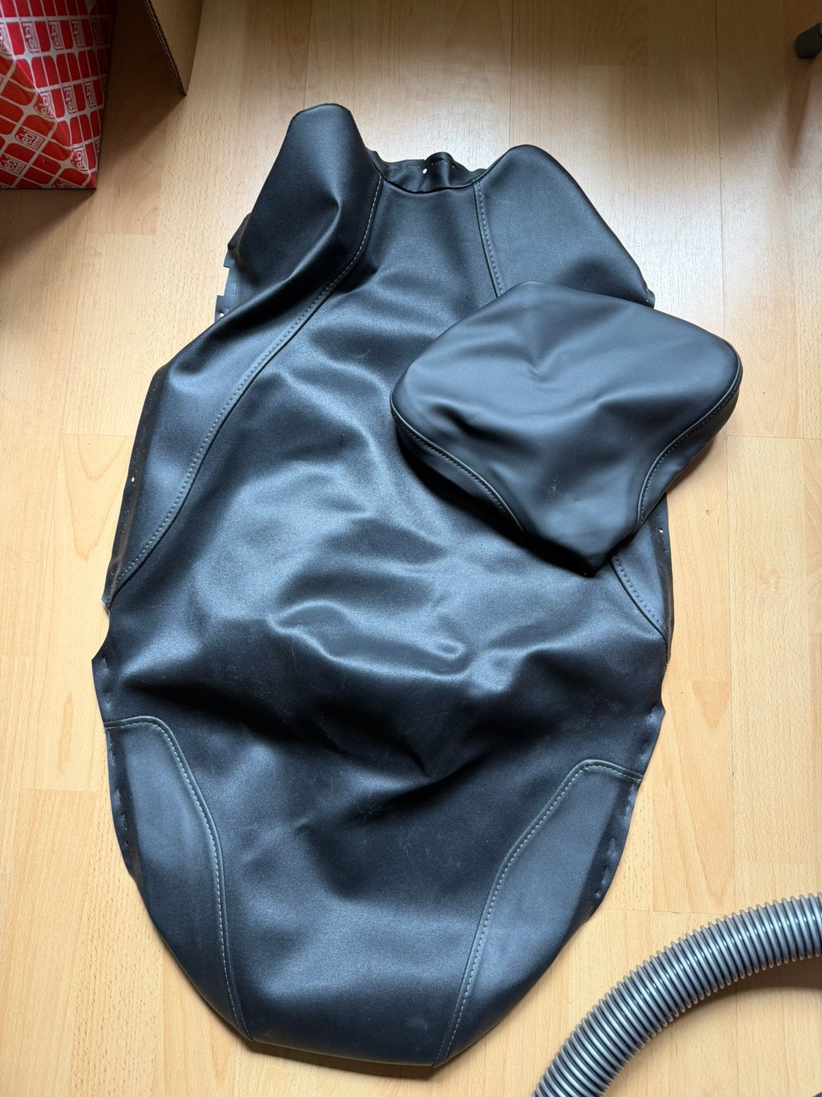Honda xadv 750 zadelhoes/ bekleding en rugsteun bekleding, Motoren, Ophalen of Verzenden, Gebruikt
