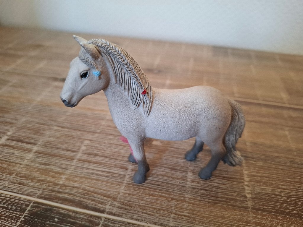 Schleich 42430 merrie uit Hannah's reddings set, Ophalen of Verzenden, Zo goed als nieuw
