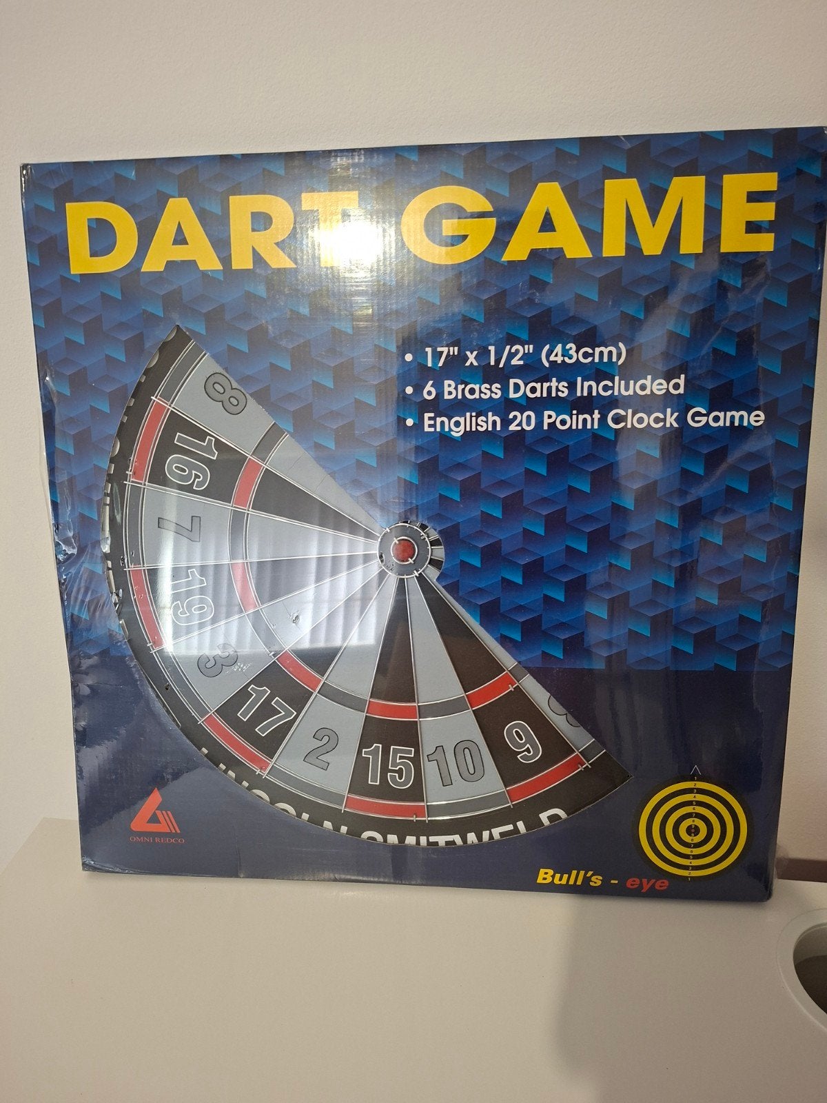 Nieuw dartbord in verpakking - Dart Game 17 inch, Sport en Fitness, Ophalen of Verzenden, Nieuw, Dartbord met pijlen