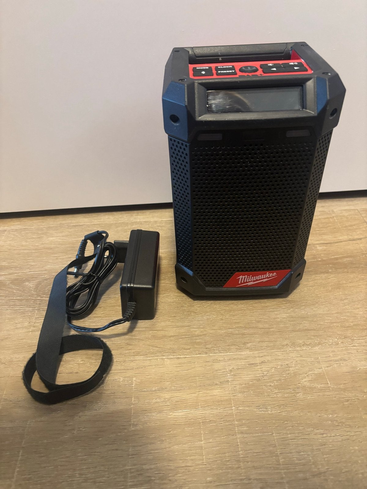 Milwaukee Radio M12 DAB+ Bouwradio, Ophalen of Verzenden, Gebruikt, Bouwradio