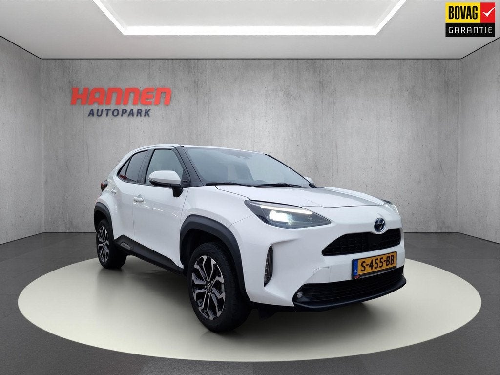 Toyota Yaris Cross 1.5 Hybrid Dynamic, Stof, Gebruikt, 1490 cc, Bedrijf