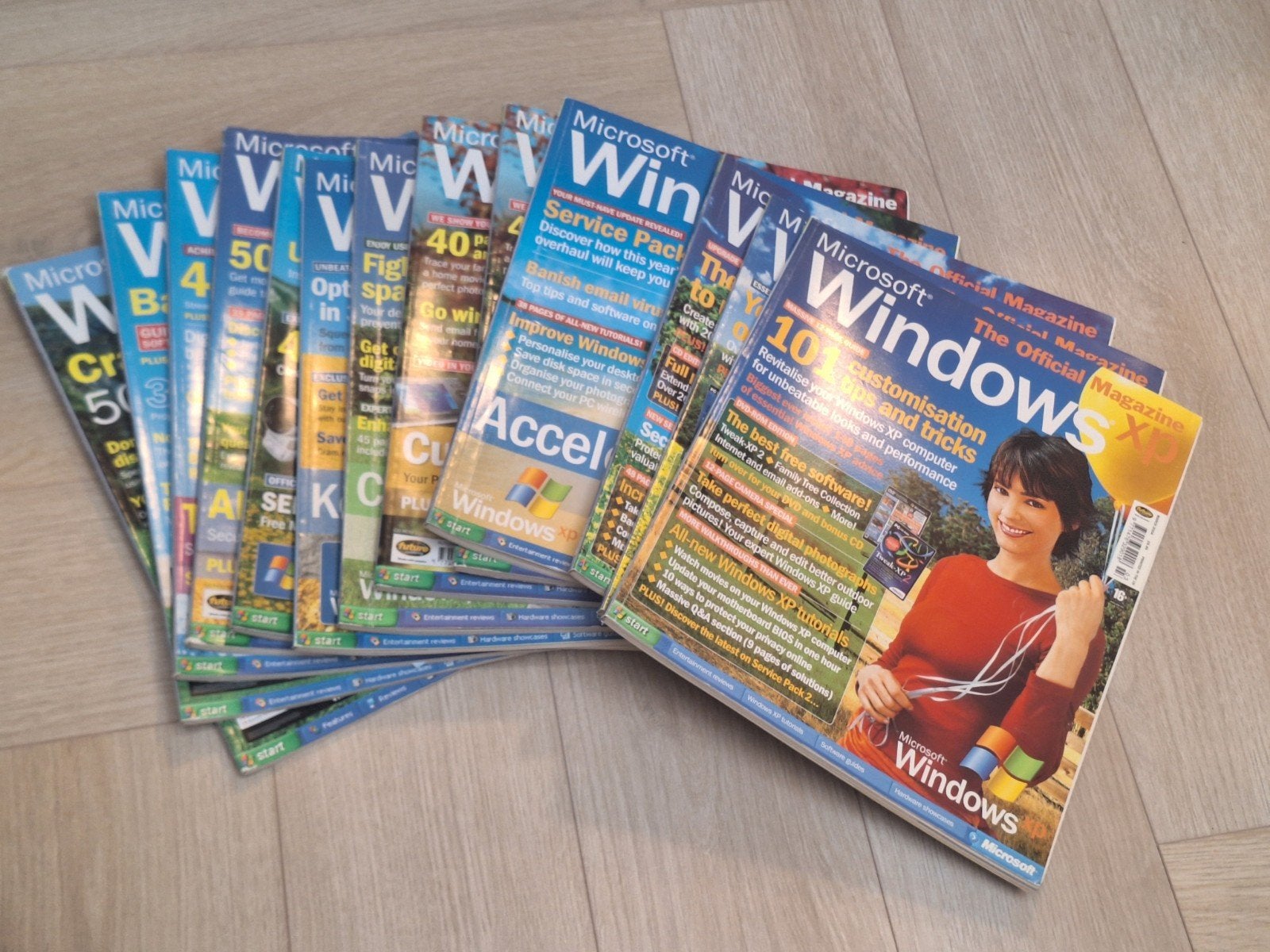 13x Microsoft Windows XP the Official Magazine 2004-2005, Boeken, Tijdschriften en Kranten, Ophalen of Verzenden, Muziek, Film of Tv