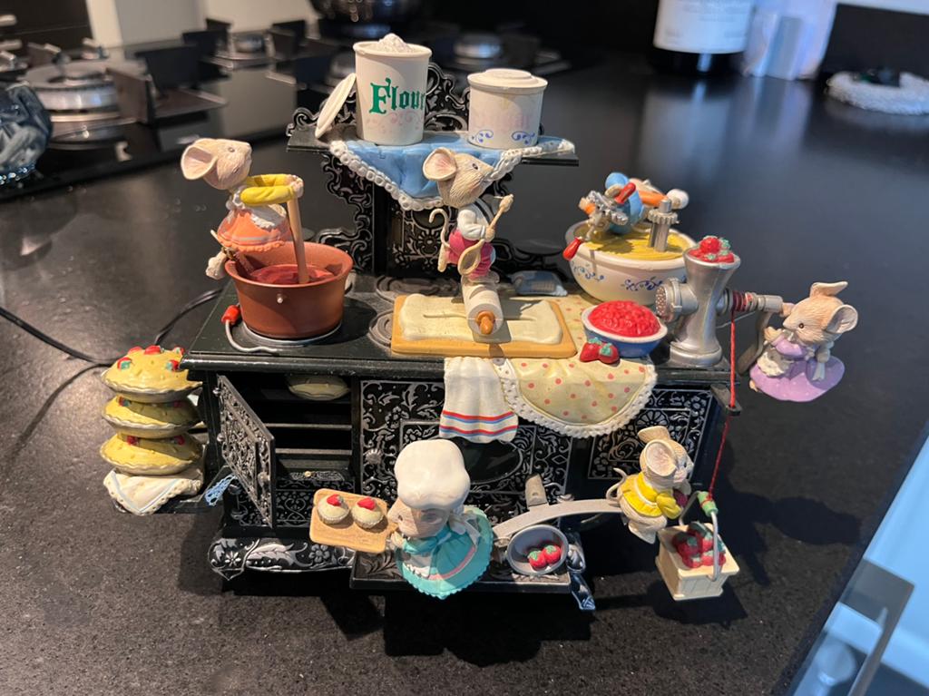 Enesco Muziekdoosje 'Bakkerij Muisjes' met Geluid, Verzamelen, Ophalen of Verzenden, Gebruikt