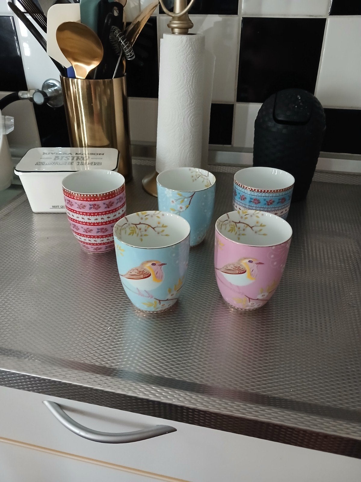 Pip Studio bekers - diverse designs 5 stuks, Pip Studio, Zo goed als nieuw, Overige stijlen, Porselein