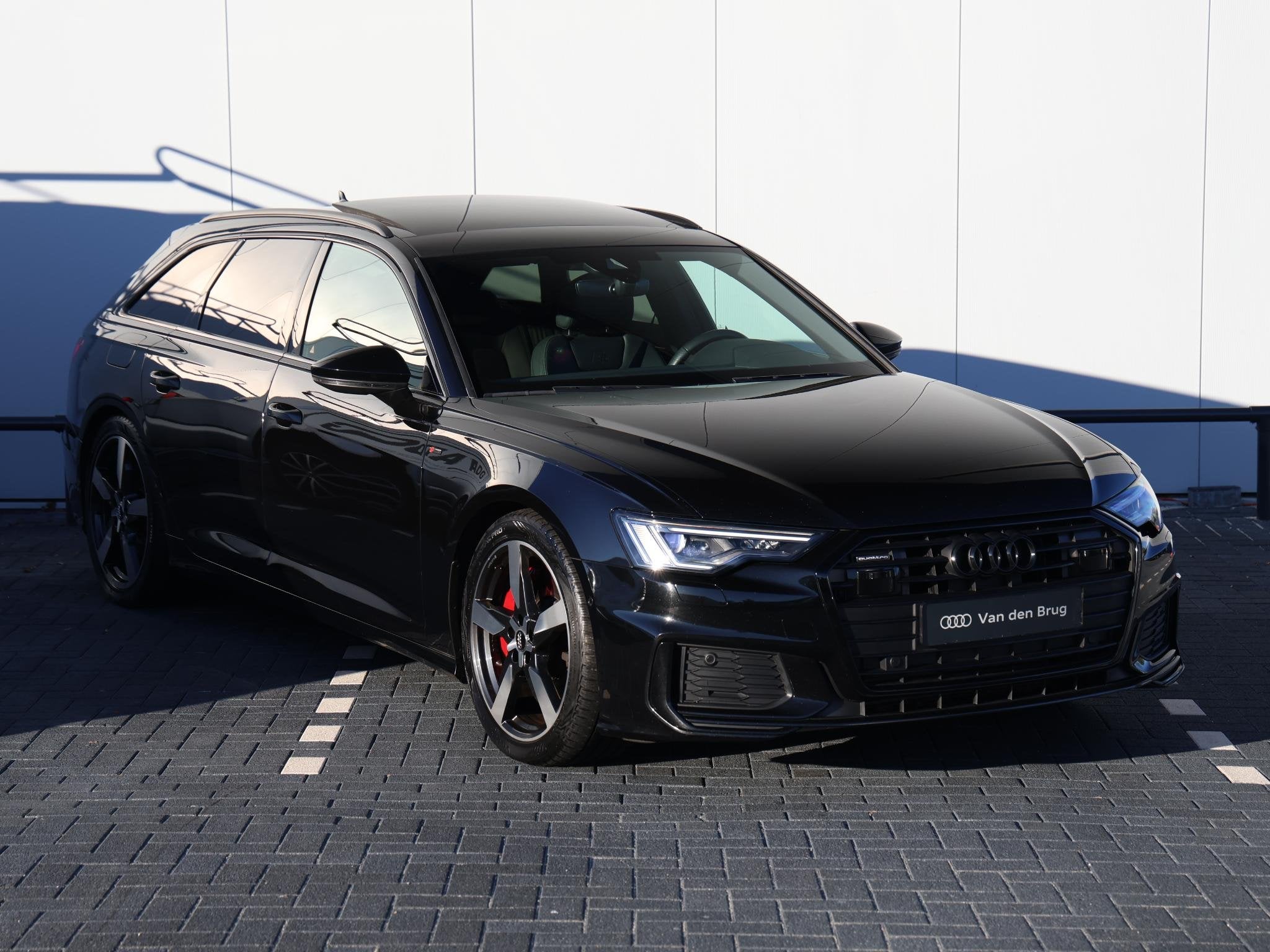 Audi A6 Avant 55 TFSI e quattro Competition | Matrix led | 2, Auto's, Automaat, Gebruikt, 4 cilinders, Zwart