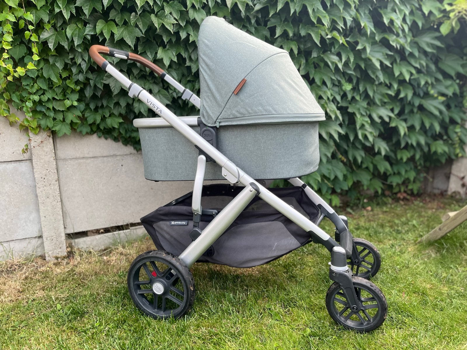 Complete UPPAbaby Vista V2 kinderwagen set - Zo goed als nie, Gebruikt, Combiwagen, Verstelbare duwstang, Ophalen