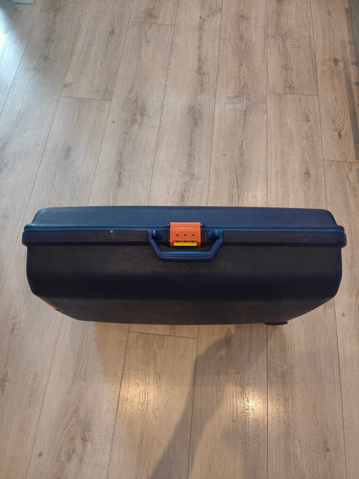 Samsonite koffer met wieltjes en slot, Sieraden, Tassen en Uiterlijk, Koffers, Gebruikt, Hard kunststof, 70 cm of meer, Ophalen