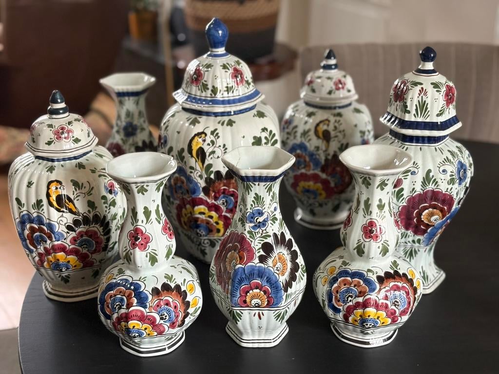 8 vazen / kaststellen Delft, Antiek en Kunst, Ophalen