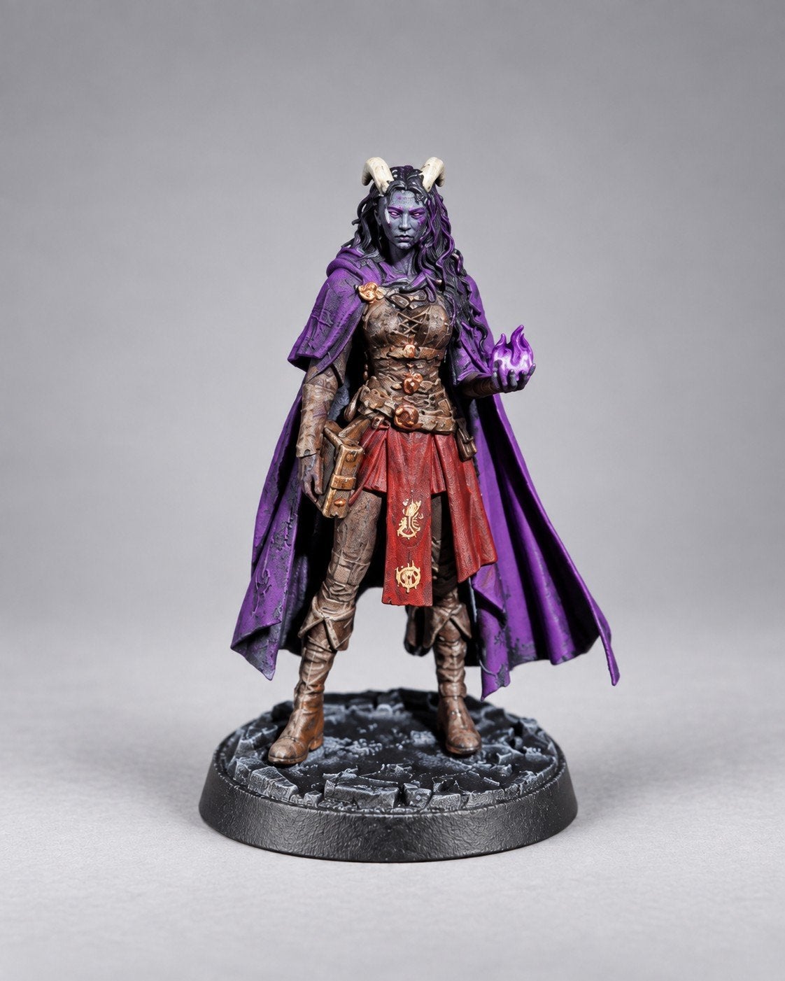 Handgeschilderde D&D miniatuur – Dark Sorceress / Tiefling, Hobby en Vrije tijd, Ophalen of Verzenden, Zo goed als nieuw, Figuur of Figuren
