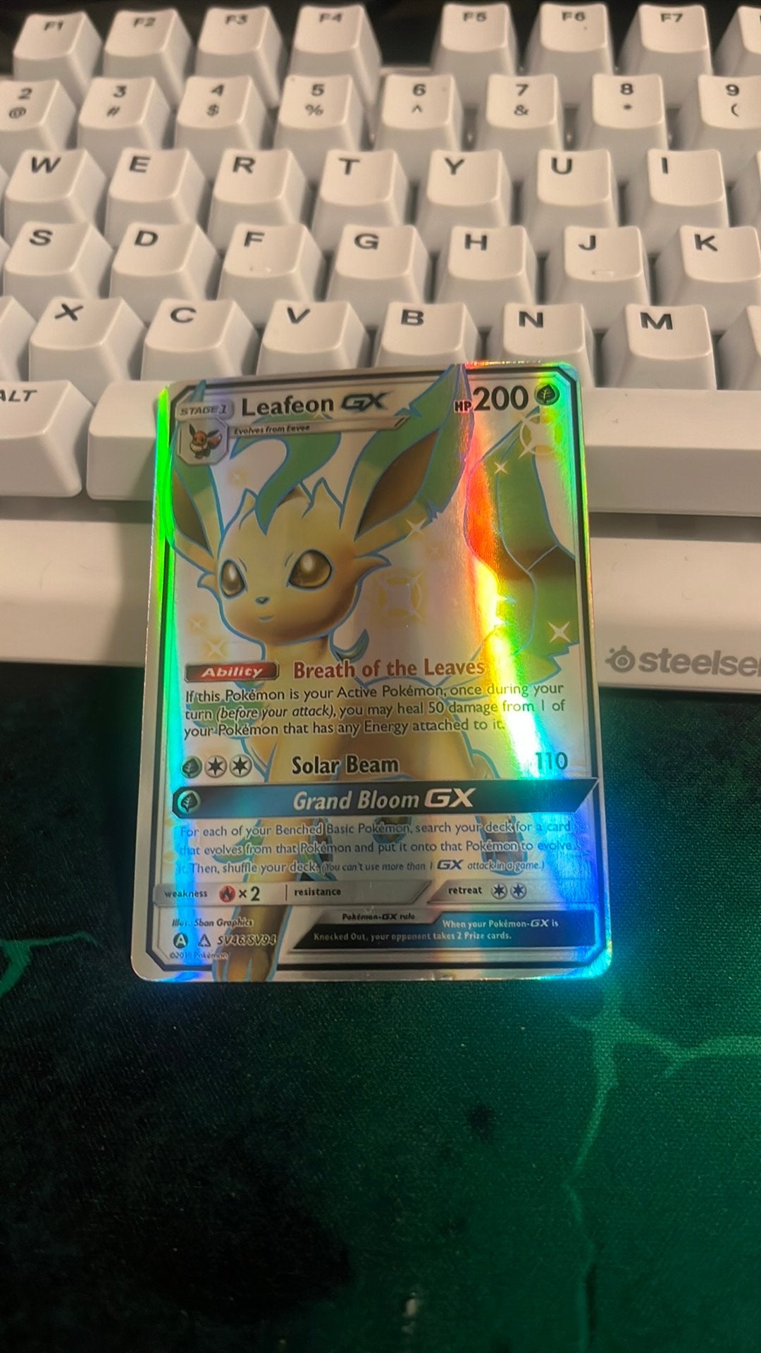 Leafeon GX Pokémon kaart - Zo goed als nieuw, Hobby en Vrije tijd, Verzamelkaartspellen | Pokémon, Ophalen of Verzenden, Zo goed als nieuw