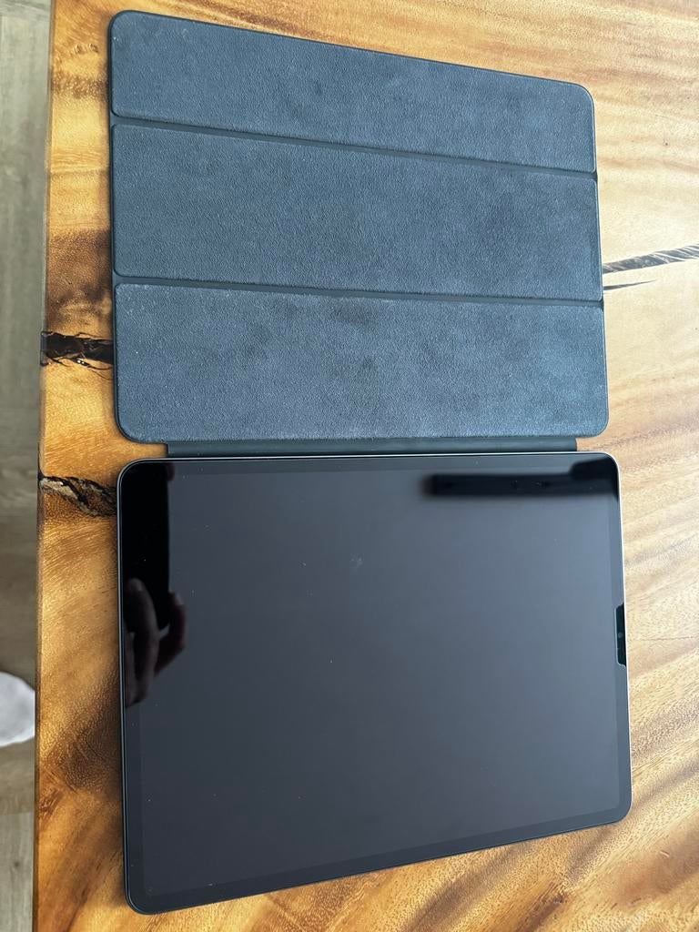 iPad Pro 12.9 (5e gen) 256GB - Zo goed als nieuw, Computers en Software, Apple iPads, 13 inch of meer, Ophalen of Verzenden, Zo goed als nieuw
