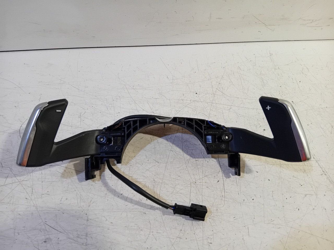 Schakelflippers Peugeot 208, Onderdelen@venauto.nl, Van der Ven Autorecycling B.V., Gebruikt, Ettenseweg 76, 4706 PB Roosendaal, The Netherlands