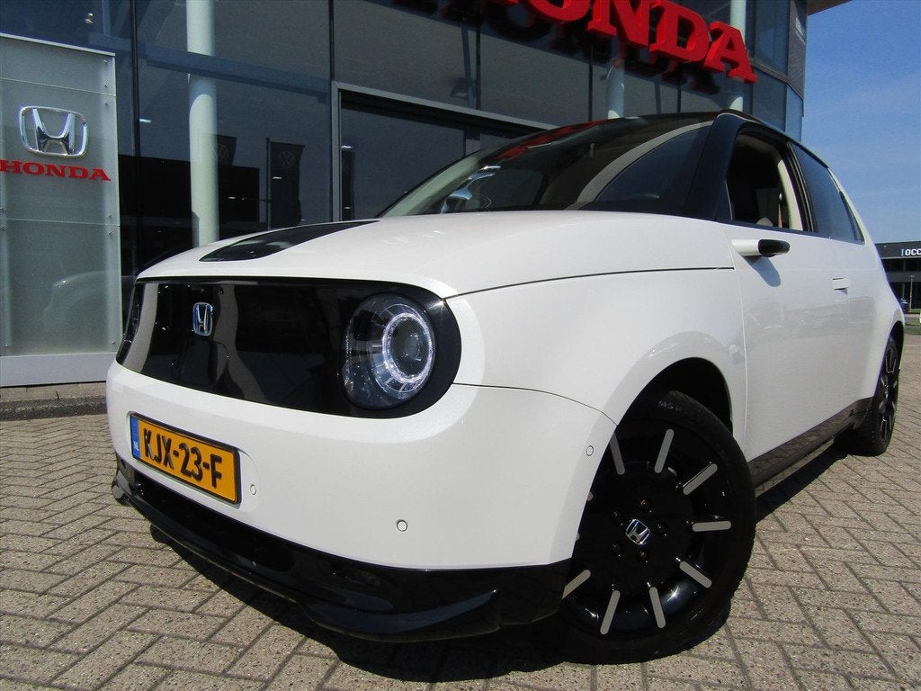 Honda E Electric 154pk Advance 17'', Auto's, Honda, Gebruikt, Zwart, 35 kWh, Wit