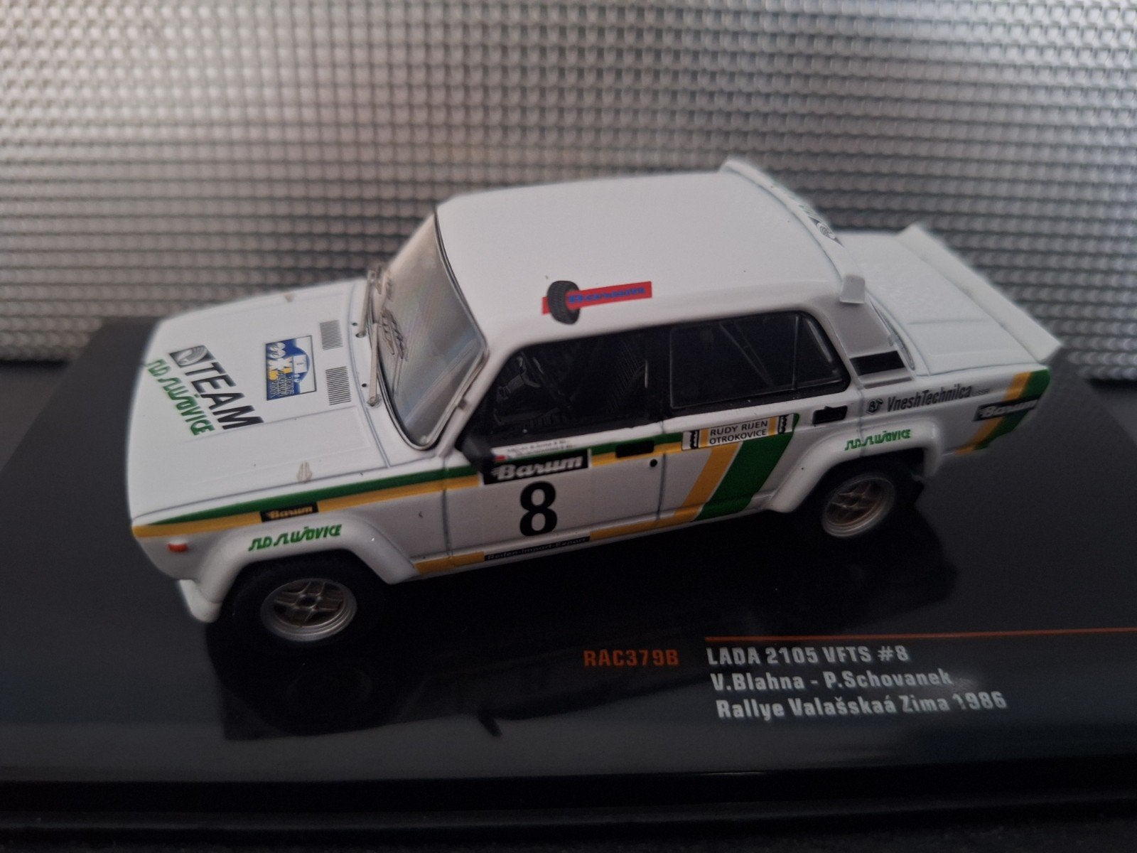 Lada 2105 #8 Rally Valaska Zima 1986  Schaal 1:43, Overige merken, IXO, IXO, Nieuw