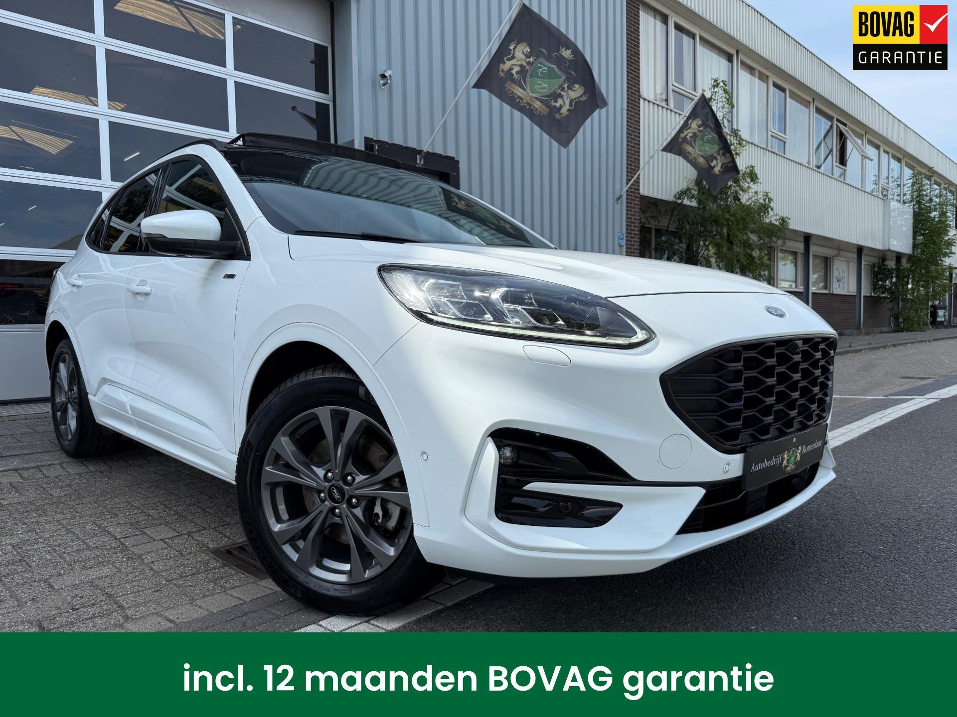 Ford KUGA 2.5 PHEV ST-Line X AUT PDC/CAM/LM18/LEER/NAVI/PANO, 14 kWh, Gebruikt, 4 cilinders, Wit