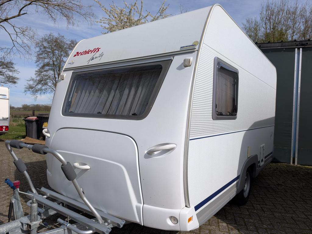 Dethleffs family stapelbed VT luifel, Caravans en Kamperen, Caravans, Dwarsbed, Bedrijf, Treinzit, 750 - 1000 kg