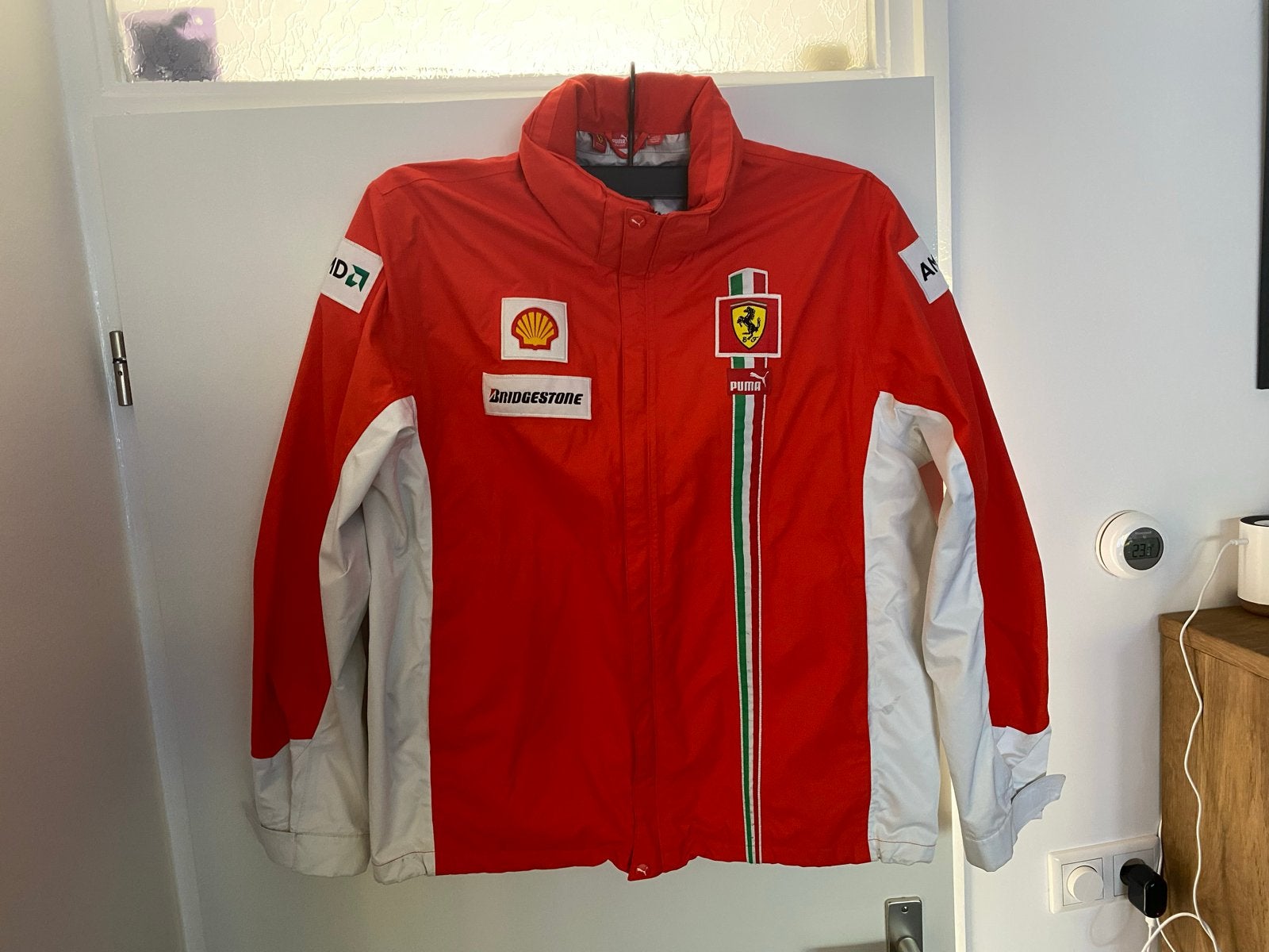 Vintage Scuderia Ferrari F1 Paddockjack 2007/2008 PUMA, Ophalen of Verzenden, Zo goed als nieuw, Overige maten, Rood