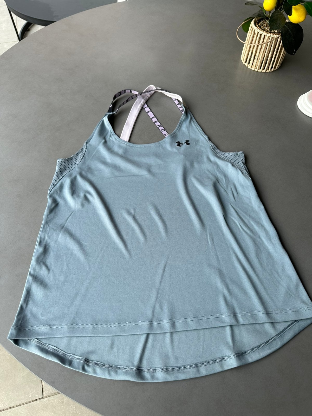 Grijs/zwarte Under Armour sport top, maat L, Verzenden, Grijs, Gedragen, Under Armour