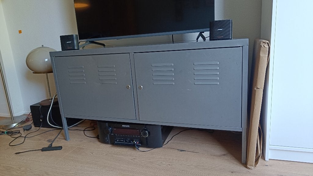 Ikea Lockerkast voor TV, Ophalen, Gebruikt, Stoer en minimalistisch
