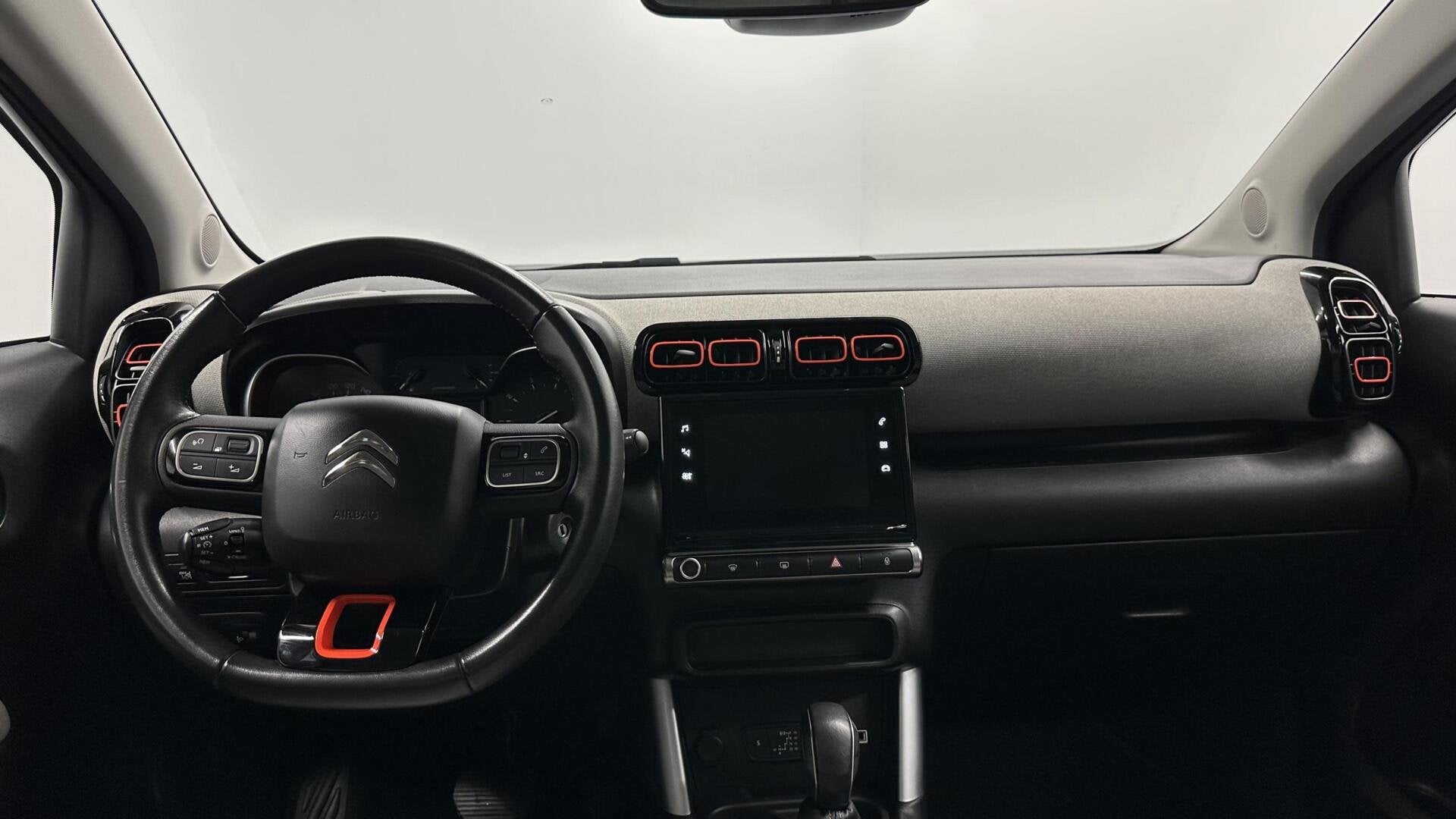 Citroen C3 Aircross 1.2 PureTech S&S Business CARPLAY NAVI C, Auto's, Gebruikt, Euro 6, 1199 cc, Met garantie (alle)