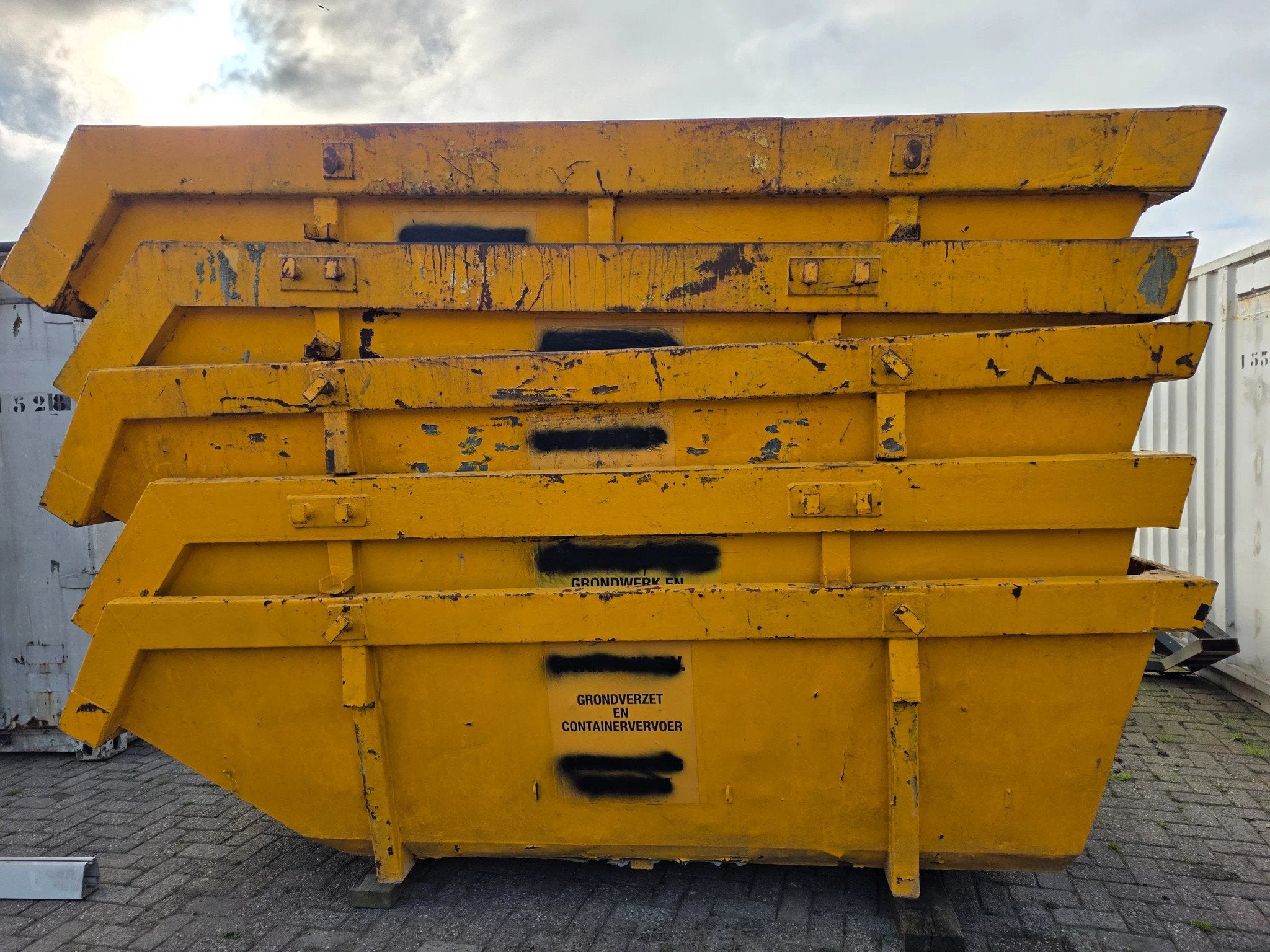 Portaal cointaners 5 × afzetbak cointaner 6 kuup, Overige typen