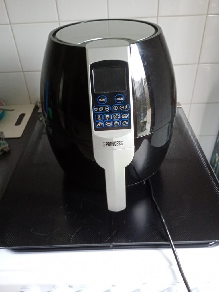 Airfryer princess, Ophalen, Zo goed als nieuw, Airfryer XL