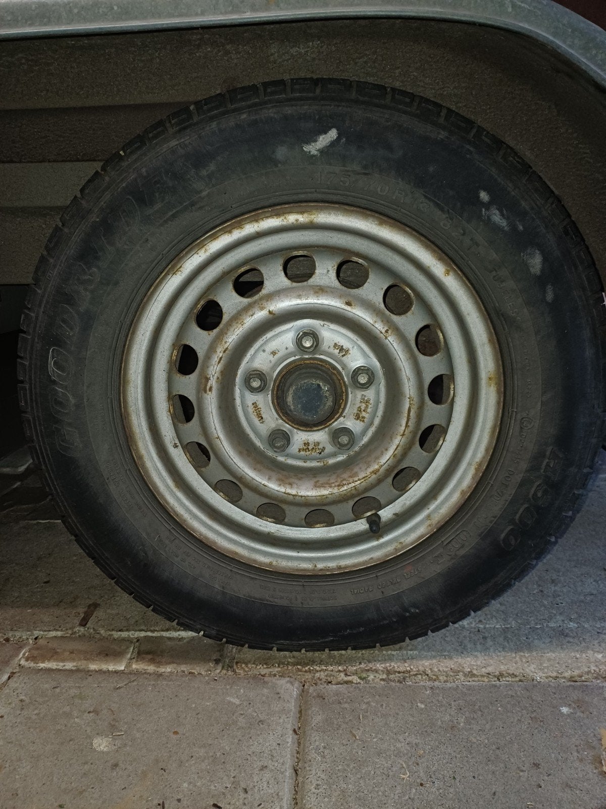 Goodyear 175/70 R13 banden en velgen, Ophalen, Gebruikt
