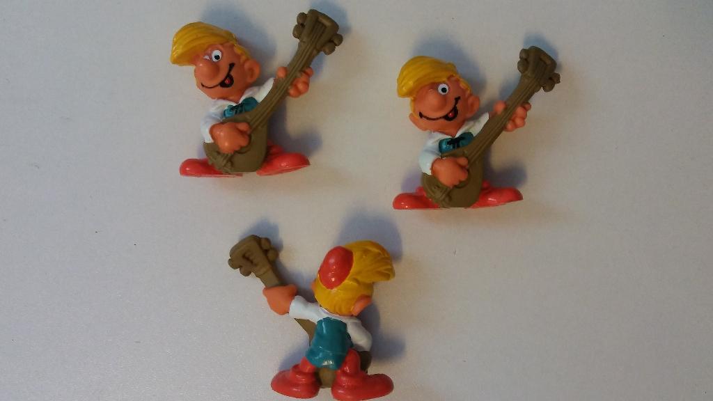 Smurfen smurf Pierewiet Pirrewiet Schleich Hong Kong uitgave, Ophalen of Verzenden, Zo goed als nieuw, Verschillende Smurfen