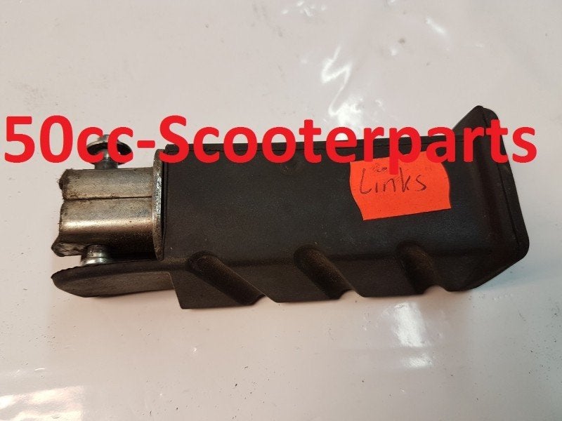 Voetsteun Lh Honda Dylan 125 50712-KGF-900 Gebruikt, Motoren, Ophalen of Verzenden