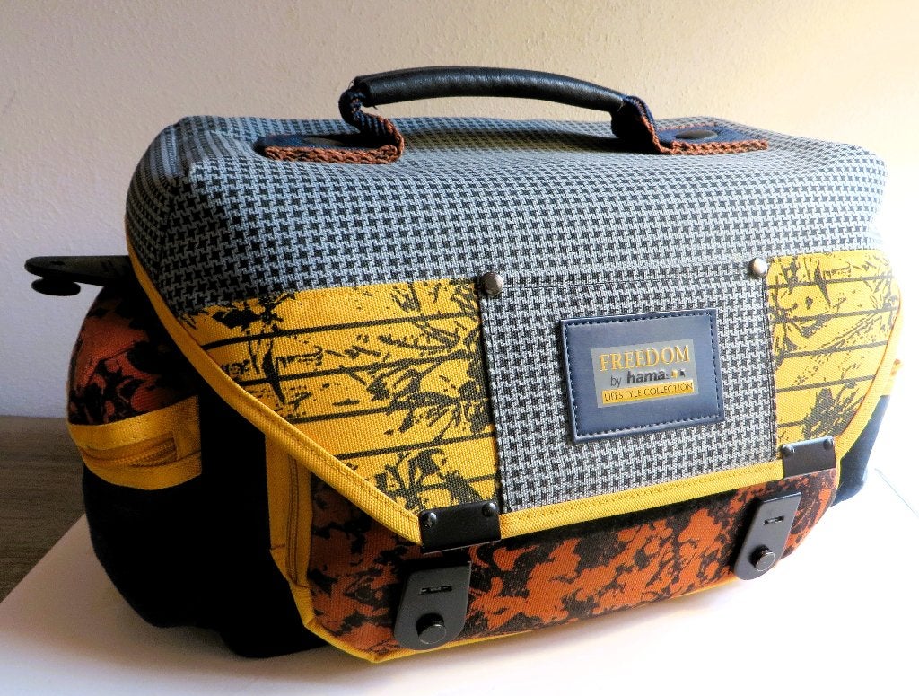 Hama Fotocamera Tas, Nieuw, Ophalen of Verzenden, Zijvakken, Hama