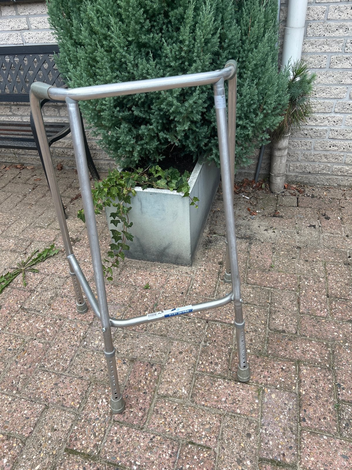 Looprek, lichtgewicht, 9-voudig verstelbaar., Diversen, Ophalen of Verzenden, In hoogte verstelbaar, Zo goed als nieuw