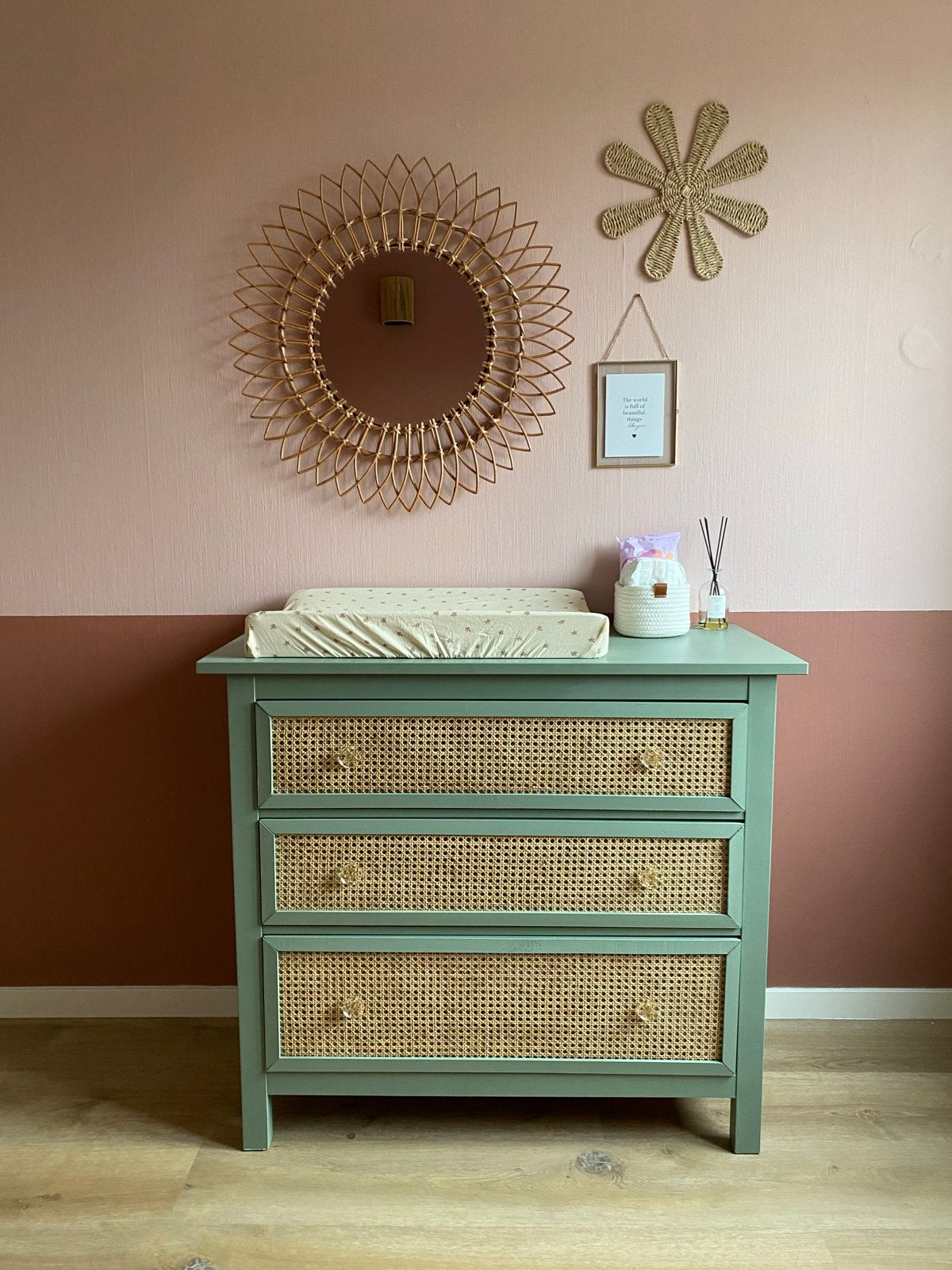 IKEA Hemnes Commode/Kast - Groen met rotan en Etsy knopjes, Ophalen, Gebruikt, 50 tot 70 cm, 100 cm of meer